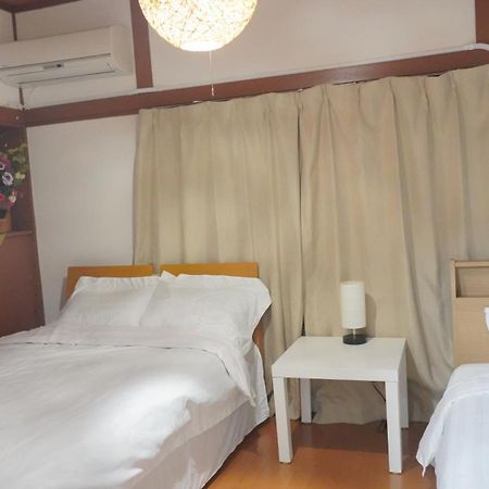 Uhome Tsubame Apartment Tokyo Esterno foto